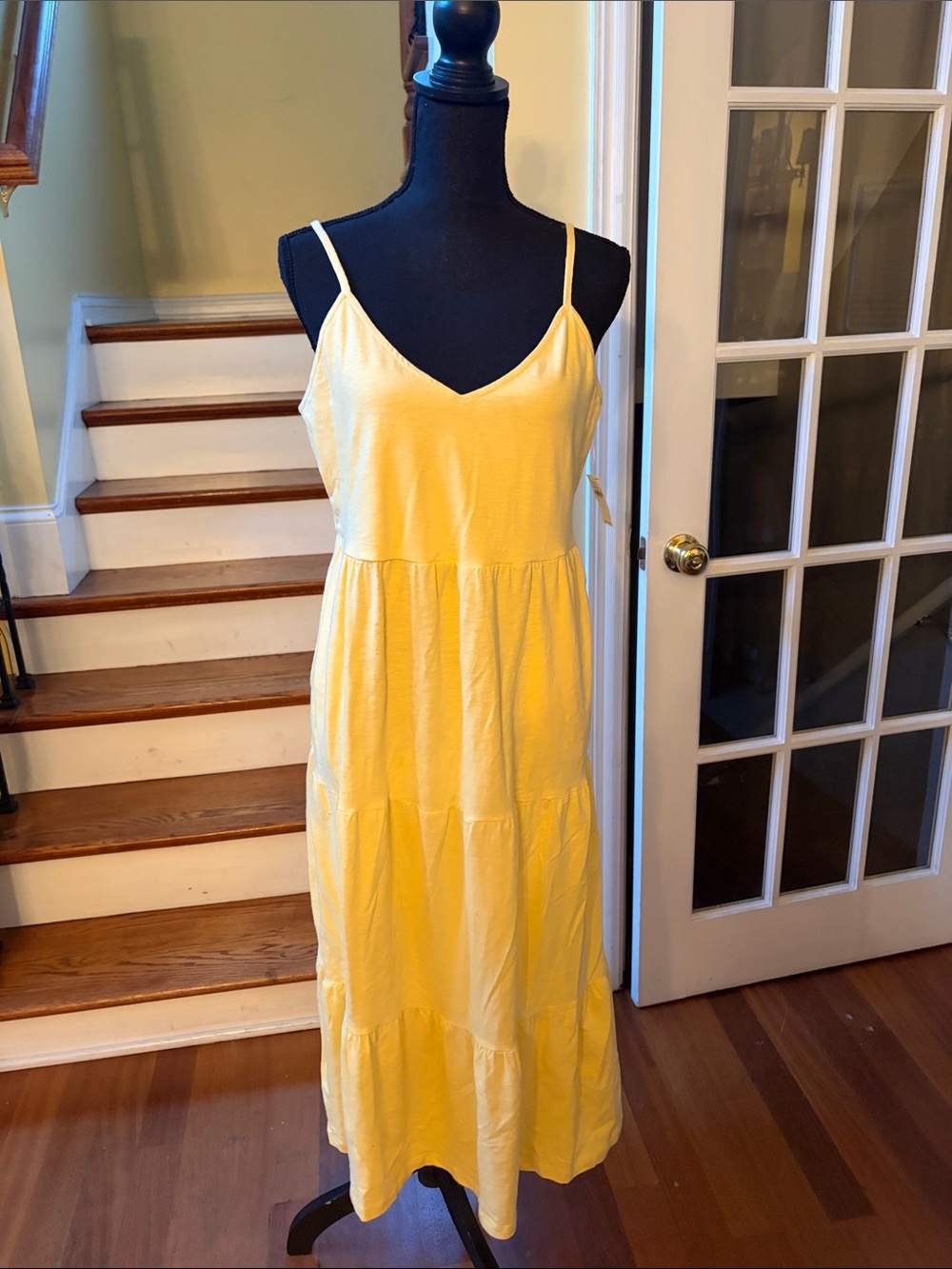 Old Navy Yellow Tiered Spaghetti-Strap Maxi Dress with V-Neck